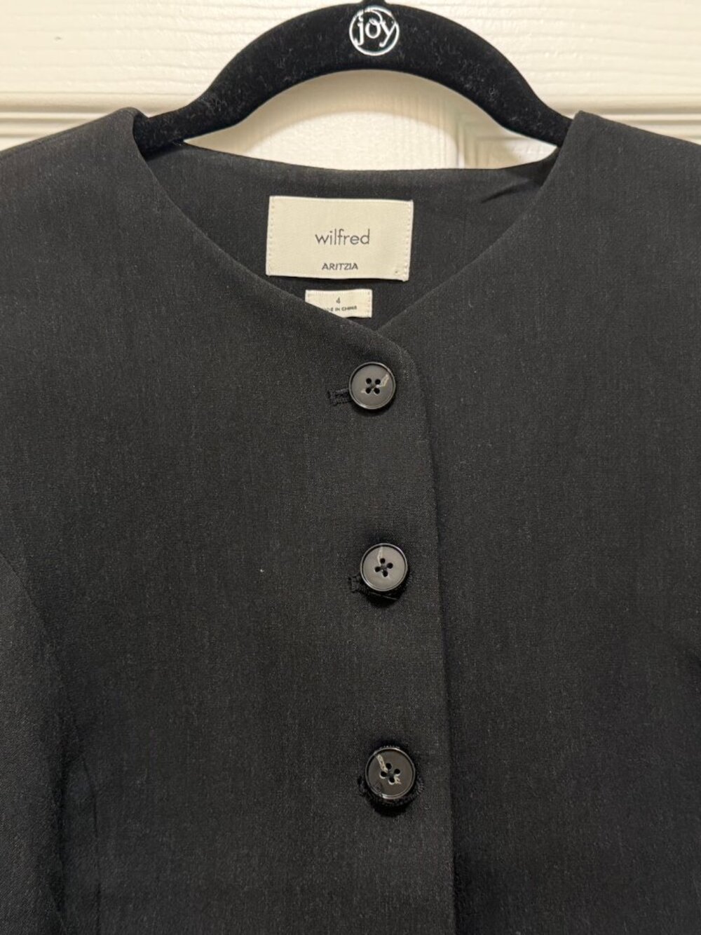 Wilfred Regal Vest - Picture 4 of 5